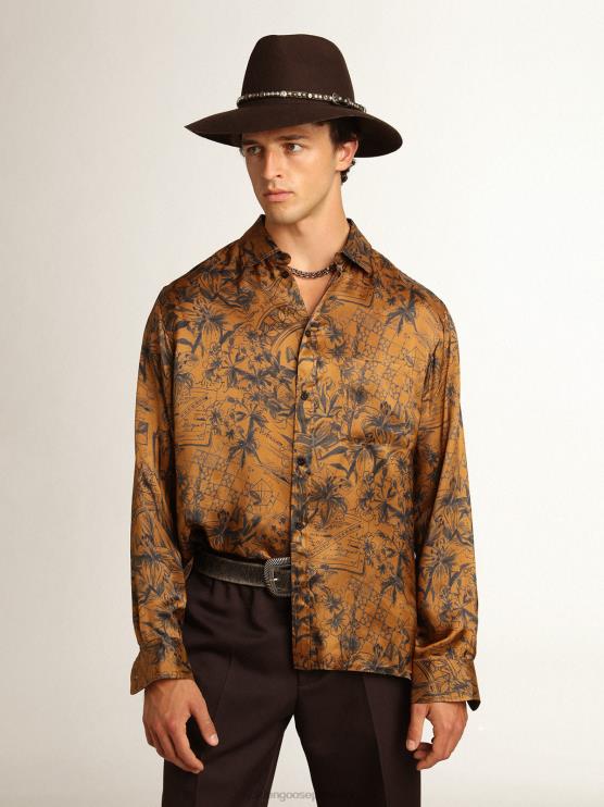 FDVPX744 Golden Goose hombres Camisa de la colección Journey en marrón dorado con estampado de libretas.
