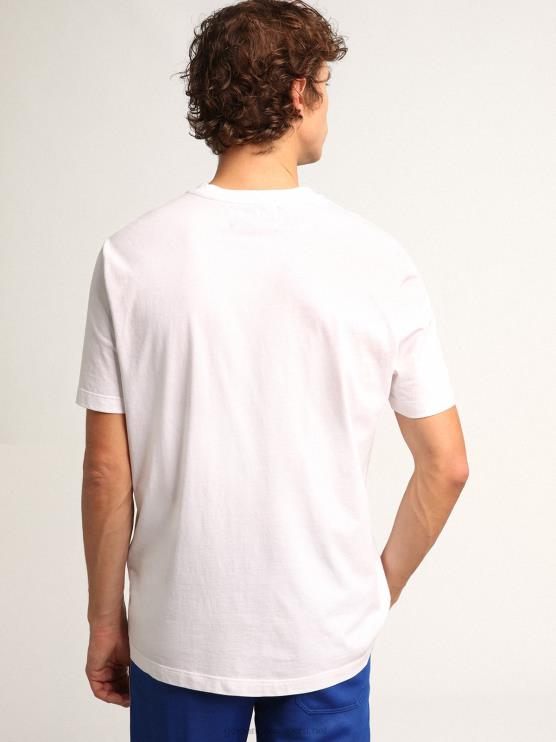 FDVPX736 Golden Goose hombres camiseta star collection en color blanco con estrella roja a contraste en la parte delantera