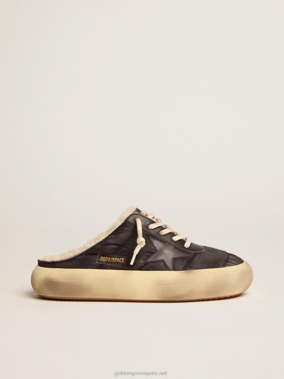 FDVPX613 Golden Goose hombres sabot space-star de nailon negro acolchado con forro de borrego