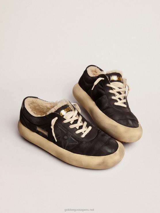 FDVPX672 Golden Goose hombres zapatos space-star de nailon negro acolchado con forro de borrego