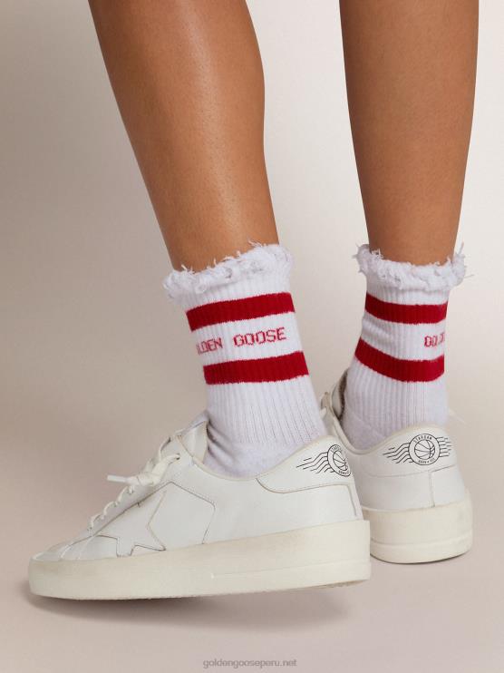 FDVPX348 Golden Goose mujer calcetines de algodón con acabados envejecidos rayas rojas y logo