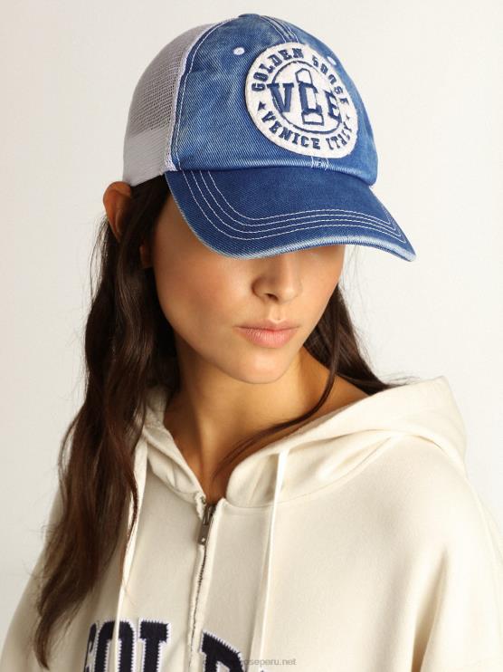 FDVPX358 Golden Goose mujer gorro de algodón azul claro vintage con malla blanca y parche en la parte delantera