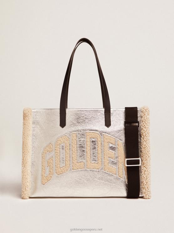 FDVPX489 Golden Goose mujer bolso east-west california en piel laminada plateada con inserciones de lana merino