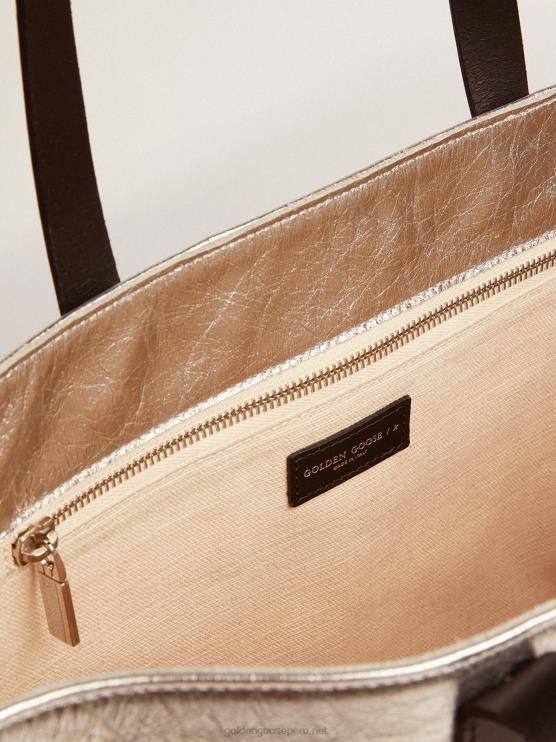 FDVPX489 Golden Goose mujer bolso east-west california en piel laminada plateada con inserciones de lana merino