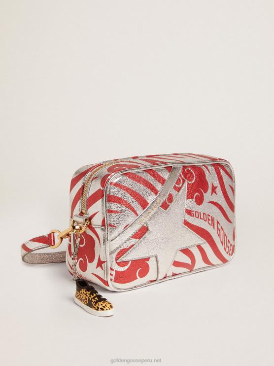 FDVPX460 Golden Goose mujer bolso star de piel laminada color plata con estampado cny de estrella tono sobre tono y rayas de tigre rojo