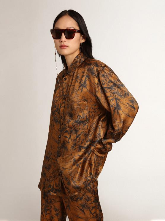 FDVPX1002 Golden Goose mujer Camisa boyfriend en marrón dorado con estampado de libretas de la colección Journey