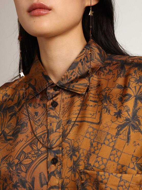FDVPX1002 Golden Goose mujer Camisa boyfriend en marrón dorado con estampado de libretas de la colección Journey