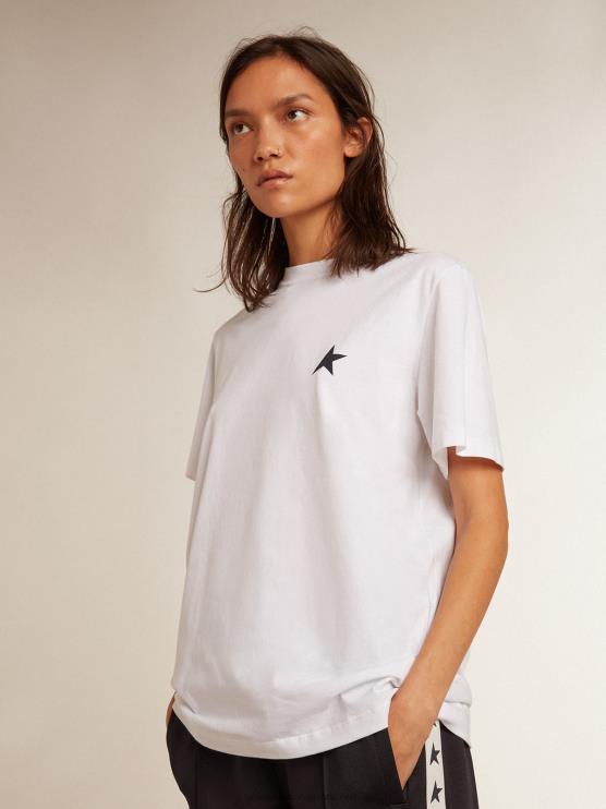 FDVPX925 Golden Goose mujer camiseta blanca con estrella azul oscuro en el frente