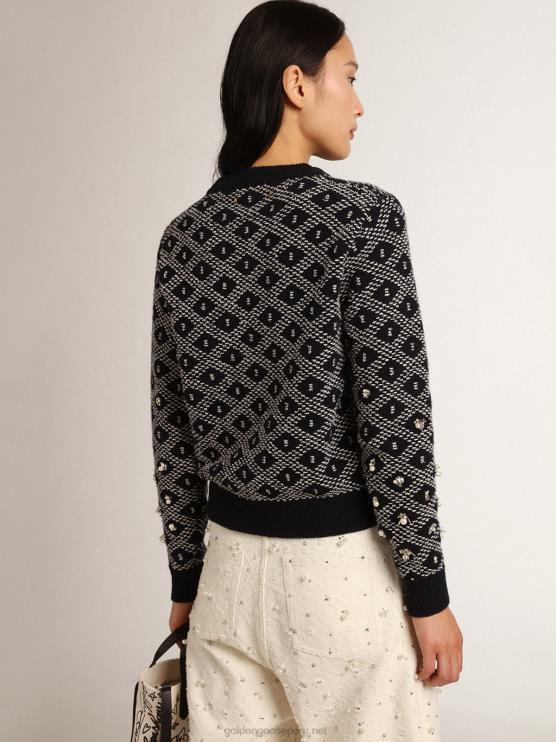 FDVPX1001 Golden Goose mujer Jersey de cuello redondo de la colección Journey con estampado geométrico azul y blanco y detalle de abalorios.