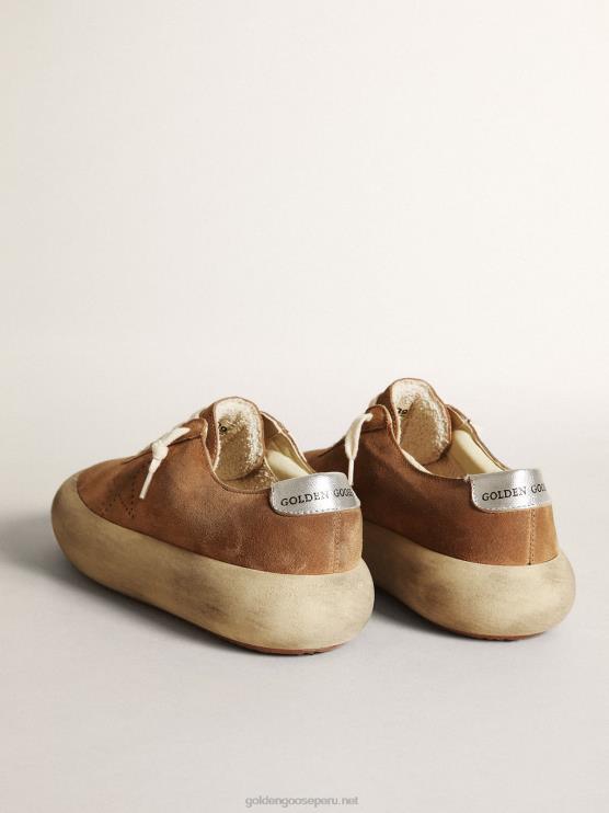 FDVPX236 Golden Goose mujer Zapatos space-star de ante color tabaco con estrella perforada y refuerzo del talón de piel metalizada plateada