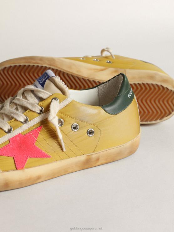 FDVPX31 Golden Goose mujer Zapatillas super-star penstar de nailon color mostaza con estrella de ante color langosta fluorescente
